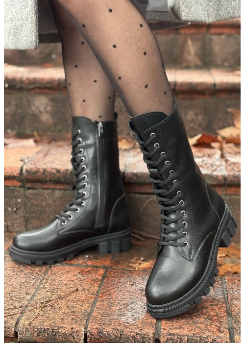 Nabah Siyah Cilt Bağcıklı Bot