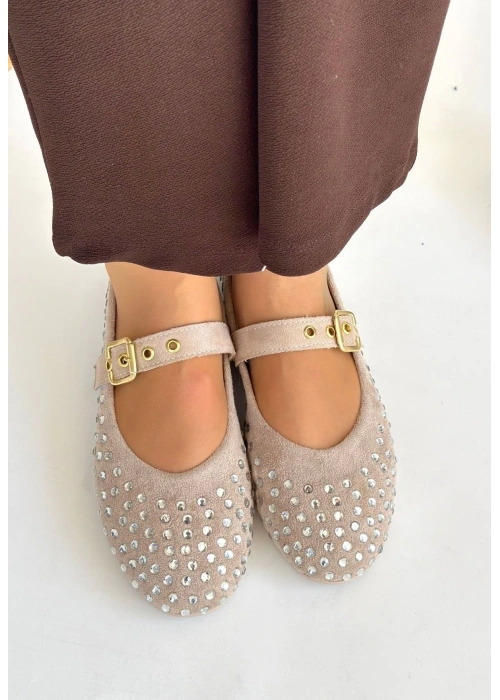 Olise Bej Boncuk İşlemeli Babet Ayakkabı
