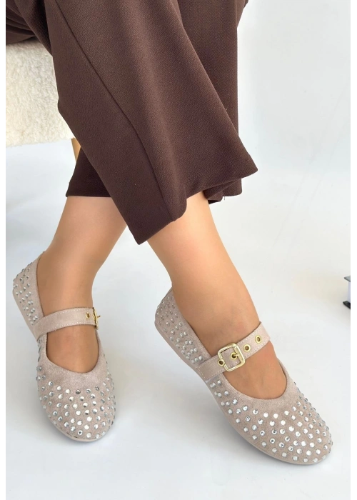 Olise Bej Boncuk İşlemeli Babet Ayakkabı