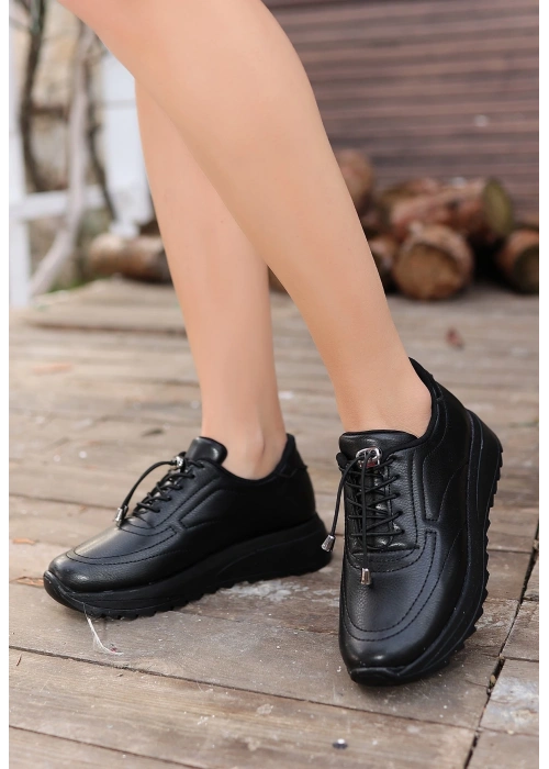 Romy Siyah Cilt  Bağcıklı Spor Ayakkabı