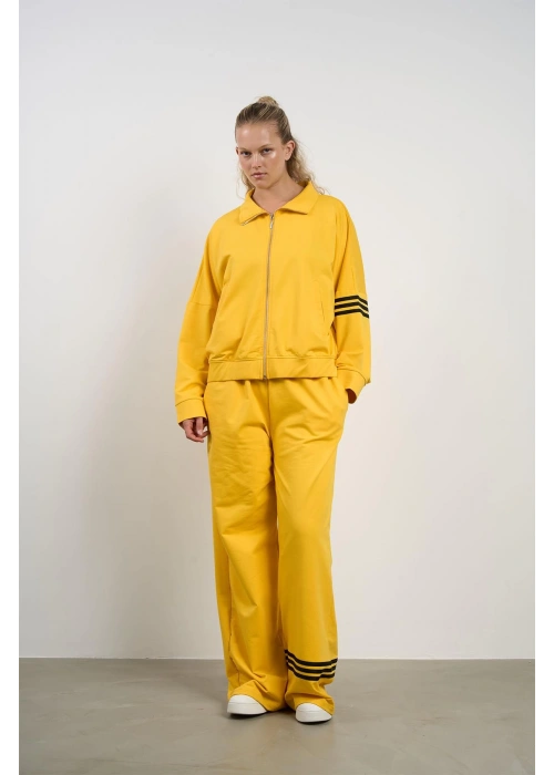 Striped tracksuit set | 44-50 | Yellow