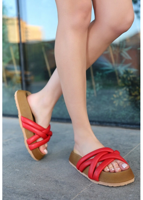 Tenda Kırmızı Cilt Terlik