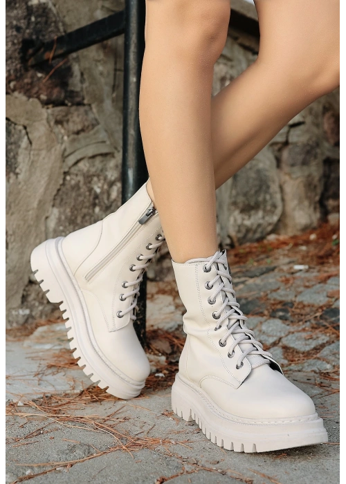 Toan Bej Cilt Bağcıklı Bot