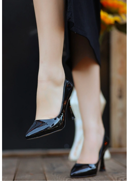 Ulba Siyah Rugan Stiletto Ayakkabı