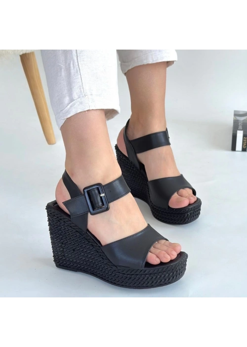 Wowo Siyah Cilt Dolgu Topuk Sandalet