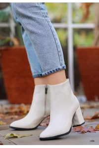 Biya Bej Cilt Topuklu Bot