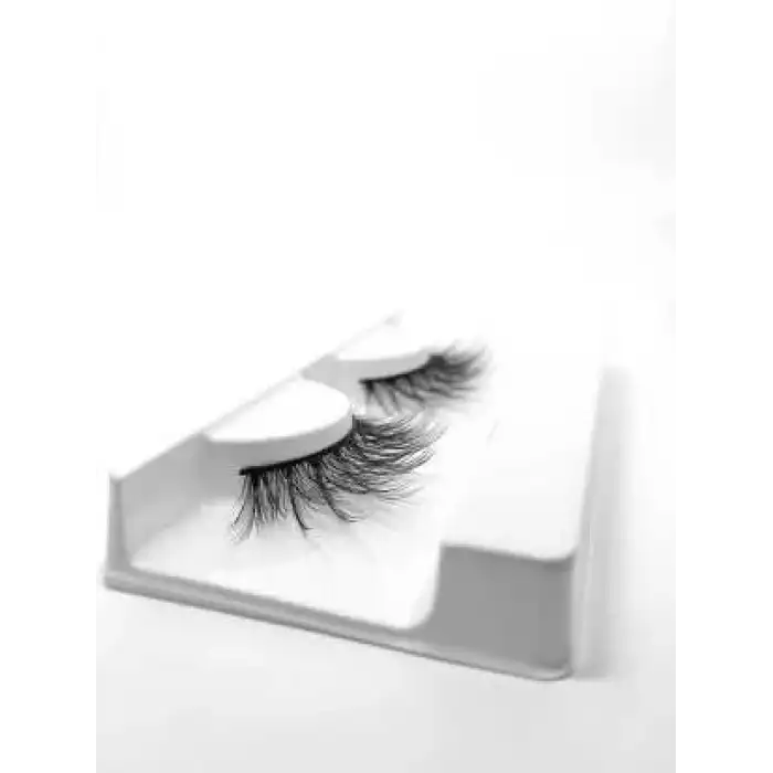 İddialı Ve Çapraz 3D İpek Kirpik