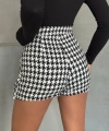 Kapaklı kaşe şort etek siyah beyaz kazayağı h261218