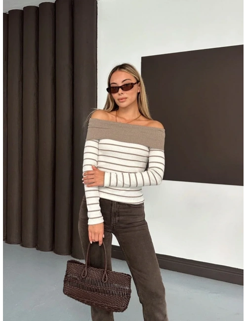 Çizgili madonna yaka kaşkorse bluz bej a844