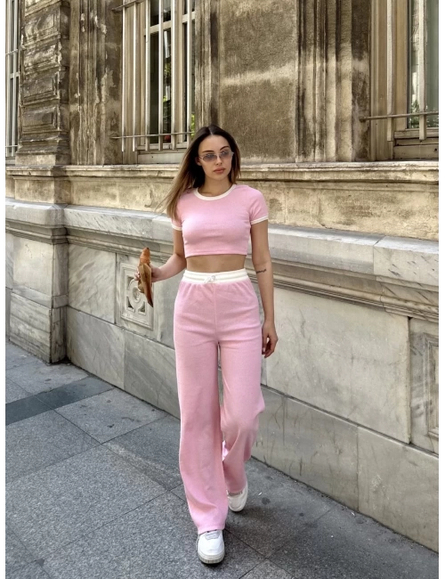 Crop pantolon biyeli takım pembe