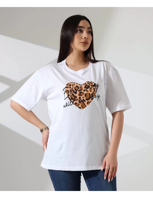 Leopar kalp baskılı tişört