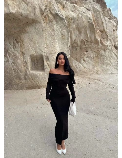 Madonna yaka esnek kumaş elbise siyah