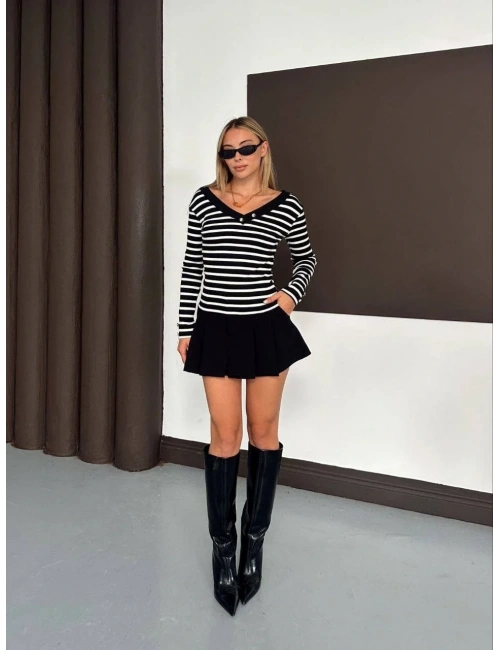 V yaka kol ve yaka düğmeli bluz siyah A4047