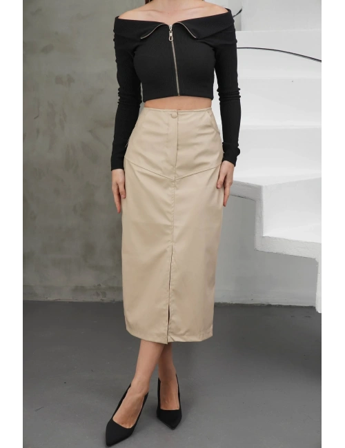 Yırtmaçlı uzun deri etek bej