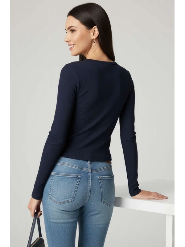 Çıtçıt Detaylı Bluz Lacivert T4343