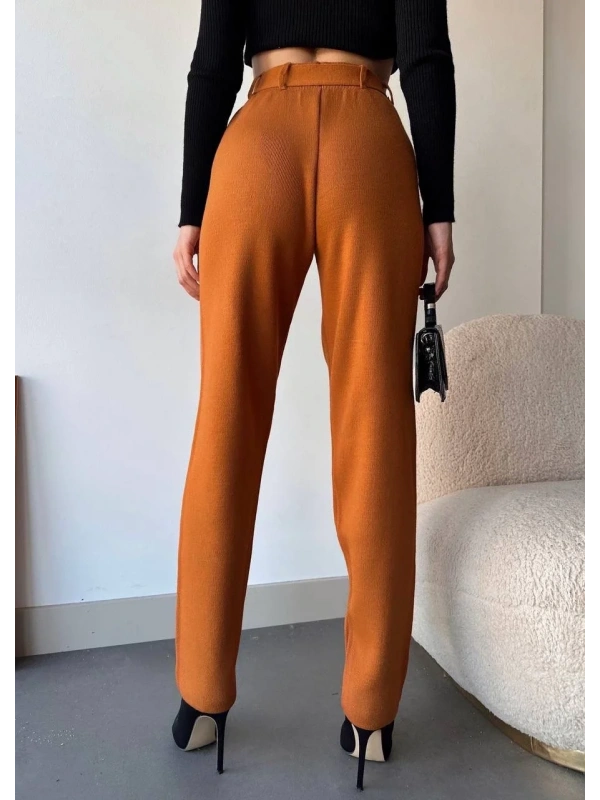 Kendinden kemerli triko pantolon camel