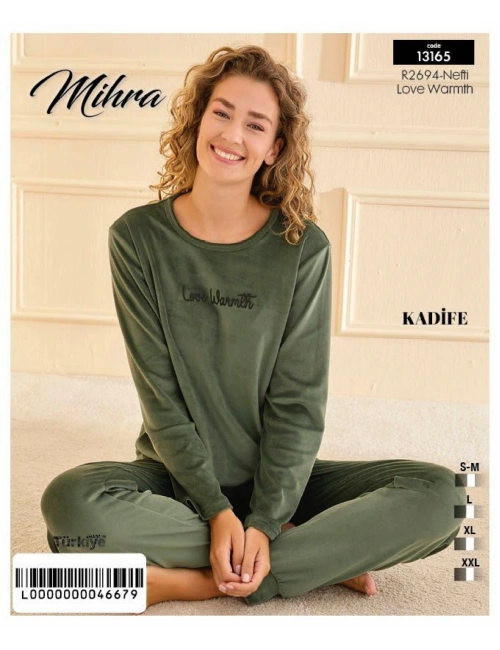 13165 Kadın Kadife Uzun Kol Pijama Takımı