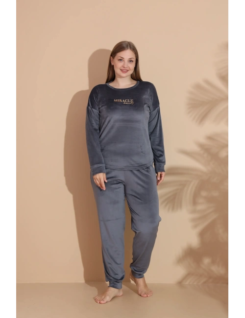 Estiva 25393 Uzun Kol Battal Kadife Pijama Takımı