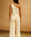 Kadın Beyaz Tek Omuzlu Şık Bluz & Geniş Paça Pantolon İkili Takım