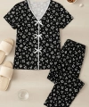 Kadın Siyah Beyaz Kalp Desenli Fiyonklu Kısa Kollu Pijama Takımı