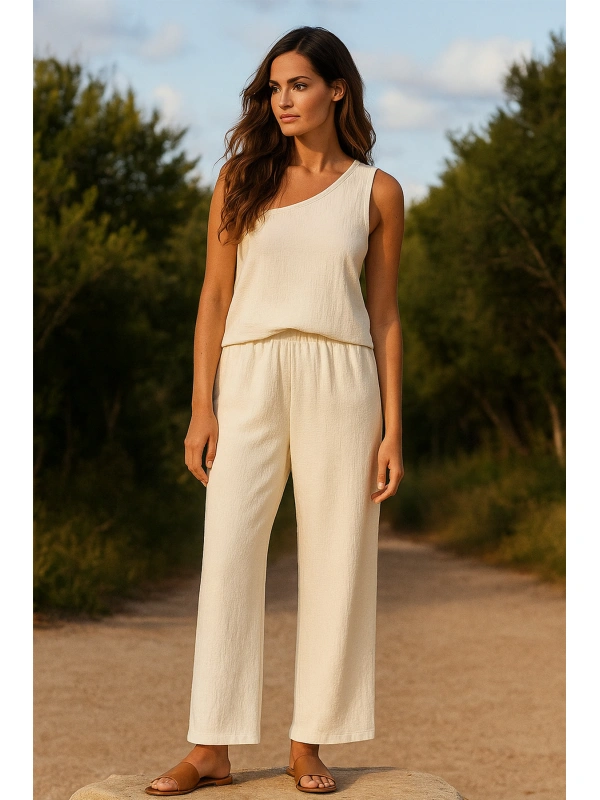 Kadın Beyaz Tek Omuzlu Şık Bluz & Geniş Paça Pantolon İkili Takım