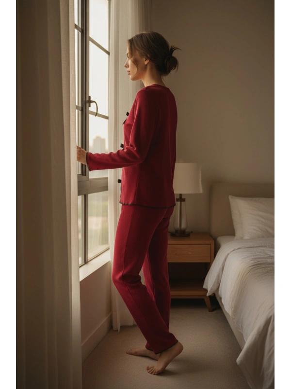 Kadın Bordo Fiyonklu İç Çamaşırı Ve Uzun Kollu V Yaka Pijama Takımı 4lü Set