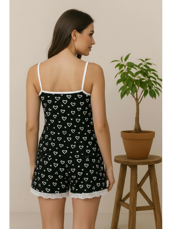 Kadın Siyah Kalp Desenli Askılı Şortlu Dantelli Pijama Takımı