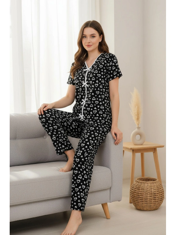 Kadın Siyah Kalp Desenli Fiyonklu Kısa Kollu Uzun Pijama Takımı