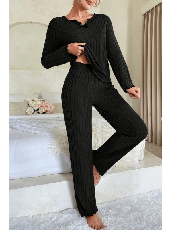 Kadın Siyah Uzun Kollu Fiyonklu Yuvarlak Yaka Mevsimlik Pijama Takımı