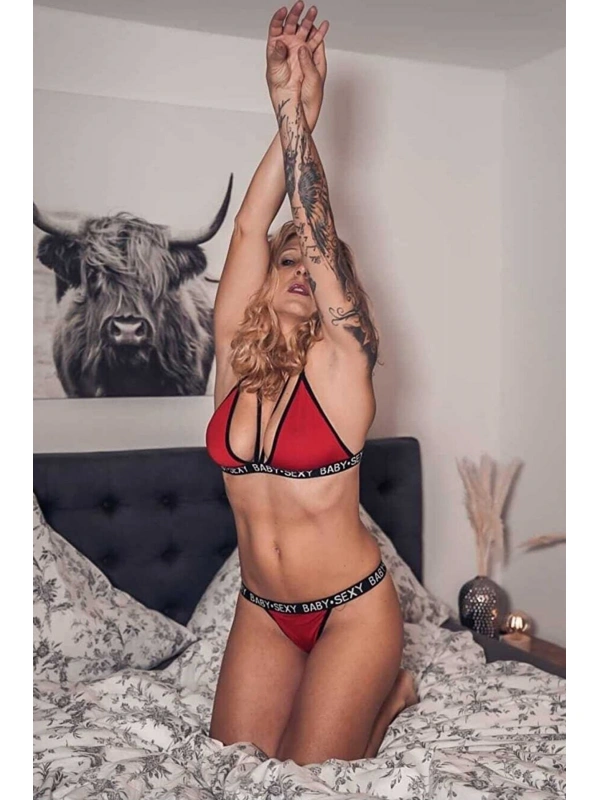 Kadın Siyah Yazı Detaylı Ipli Sütyen Takımı