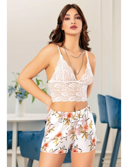 3045 Miss Laris Gecelik