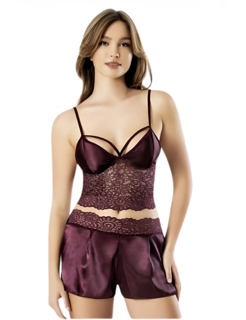 3117 Miss Laris Gecelik