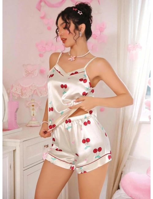 Kadın Ekru Kiraz Desenli Saten Şort Pijama Takımı 2226