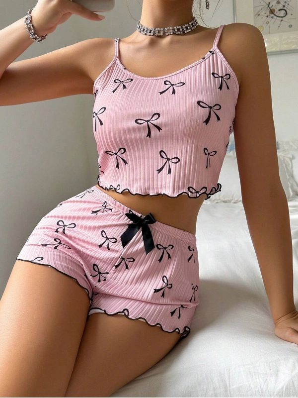 Pembe Fiyonklu Askılı Şortlu Kadın Pijama Takımı, Yumuşak Kumaş, Şık Detaylar,yazlık Kadın Pijama
