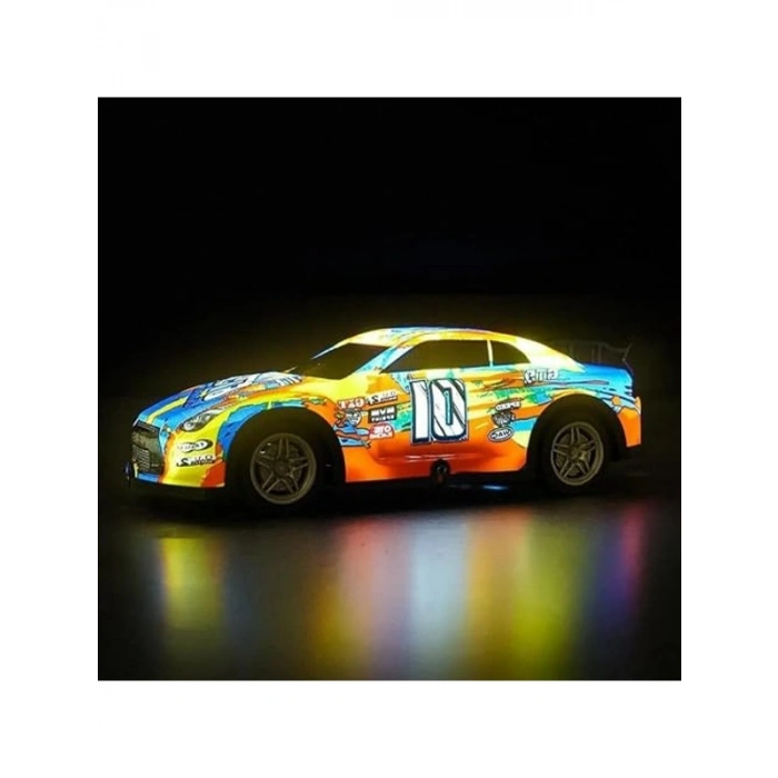 1:22 Ölçekli LED Işıklı Uzaktan Kumandalı Drift Arabası
