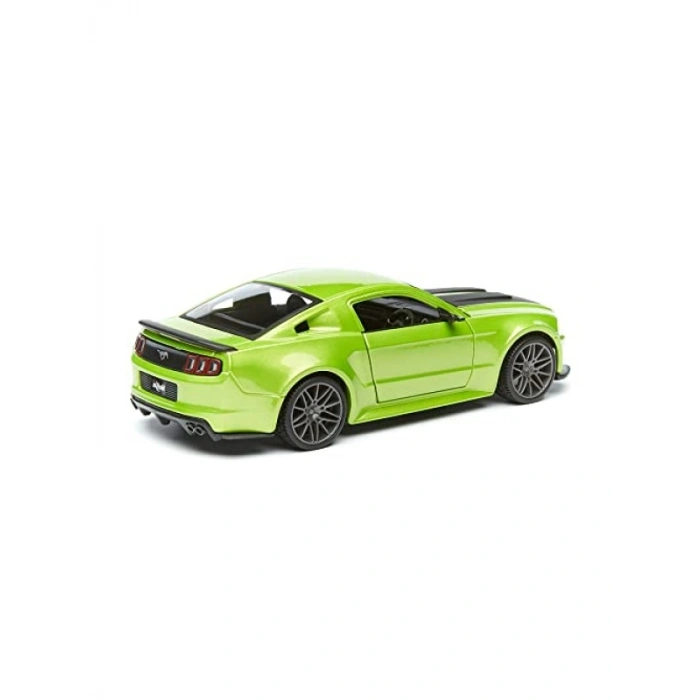 1:24 Ölçekli Ford Mustang Model Araba (2014)