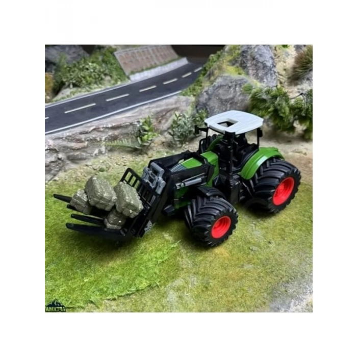 1:24 Ölçekli Şarjlı Uzaktan Kumandalı Traktör ve Kepçe Seti