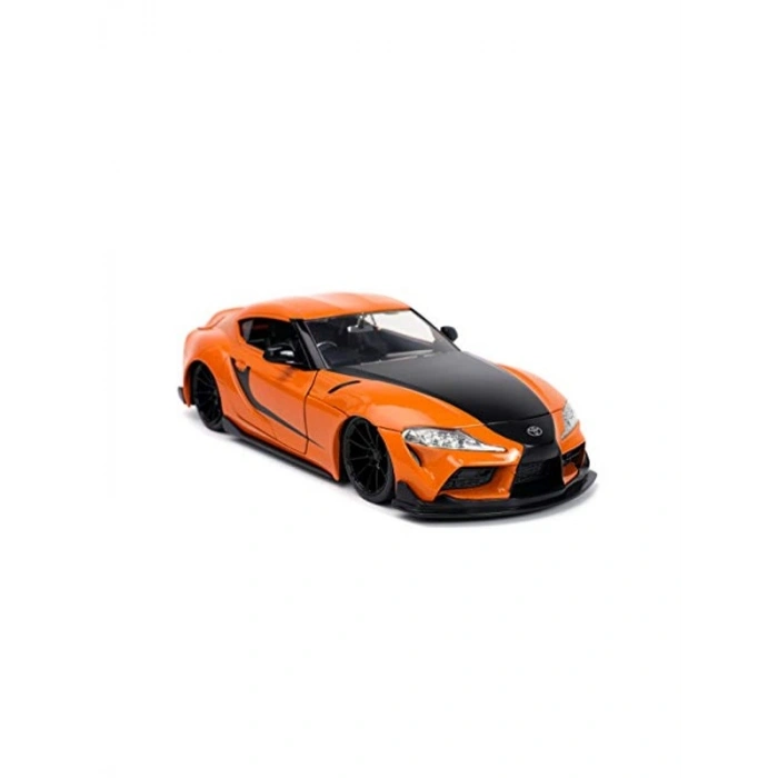 1:24 Ölçekli Turuncu Toyota GR Supra Modeli, Hızlı ve Öfkeli