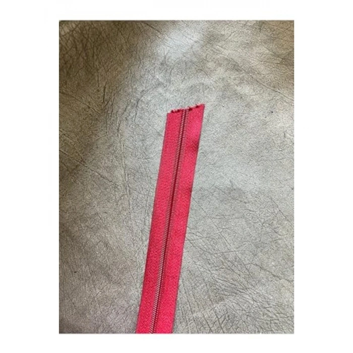 10 Metre Uzunlu Kırmızı Fermuar, 20 Başlık ile Birlikte