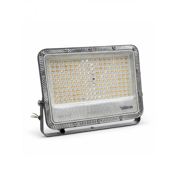 100W LED Projektör, 8000 Lümen ve IP66 Su Geçirmez Özellikte
