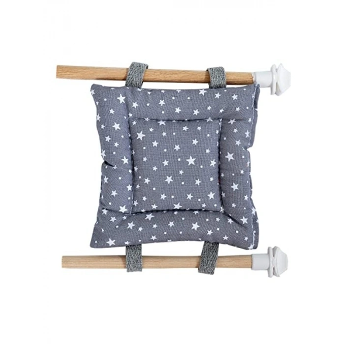 11 cm x 11 cm boyutunda kuş yatağı, konforlu dinlenme alanı