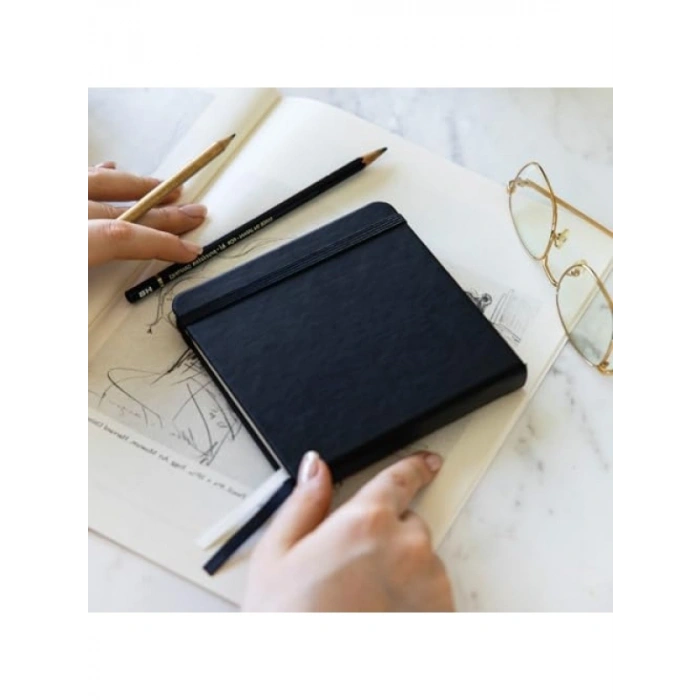 140 gr. Eskiz Defteri, 80 Yaprak, Sert Kapak, Siyah