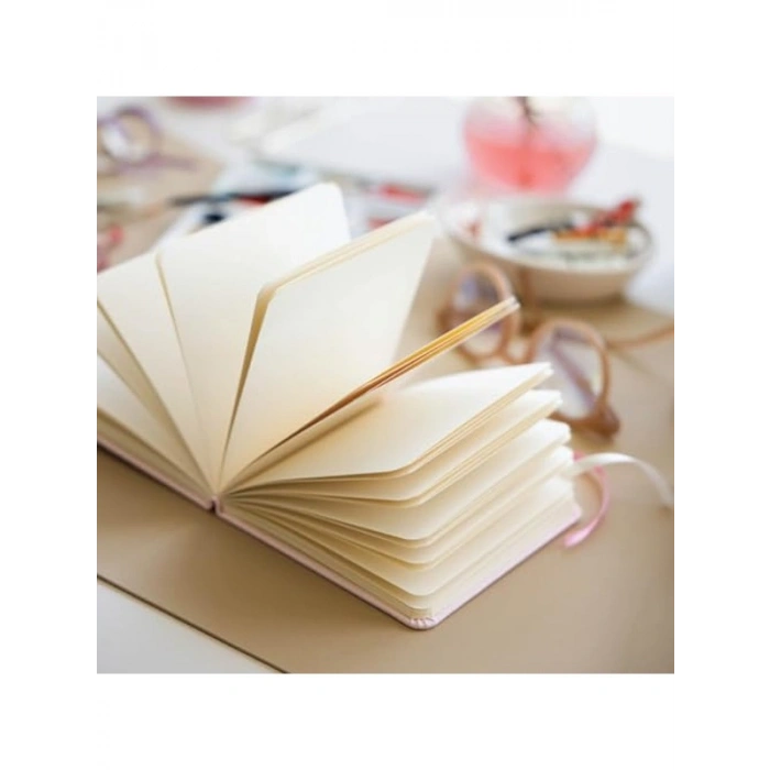 140 gr Pembe Sert Kapak Eskiz Defteri - 80 Yaprak, 12x12 cm