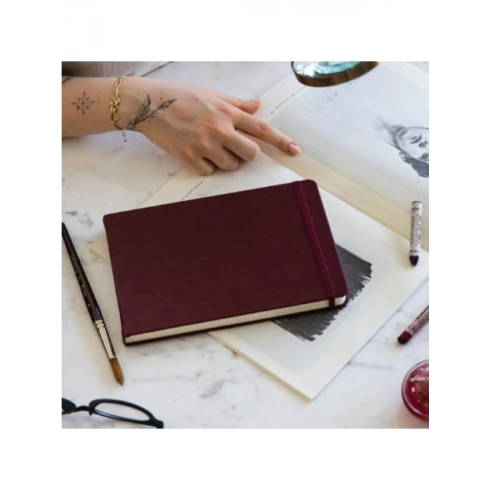 21x15 cm Sert Kapak Eskiz Defteri - 80 Yaprak, Bordo