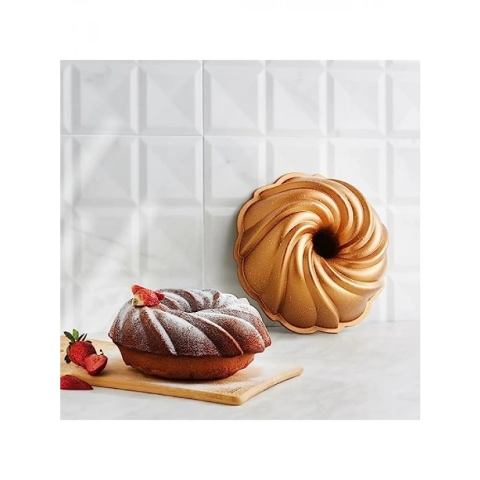 24 cm Döküm Kek Kalıbı, Gold Renk