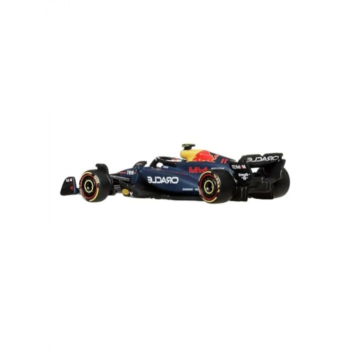30 cm Yüksekliğinde Figür, Formula 1 Temalı Superman Tasarımı