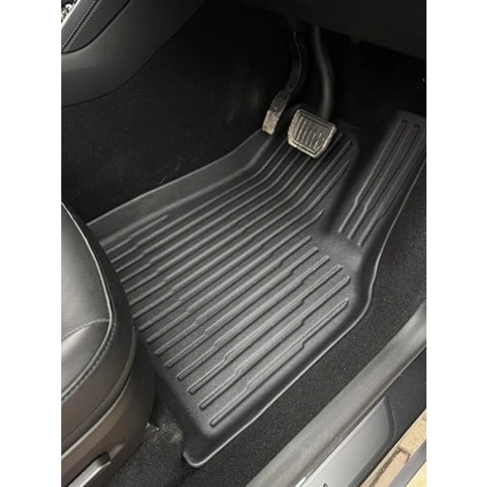 3.5 mm Kalınlıkta Premium Havuzlu Paspas, Tesla Model Y