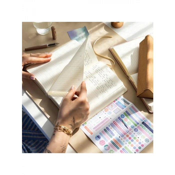 5 Yıl Süresiz Günlük Ajanda, 13x21 cm, Pembe