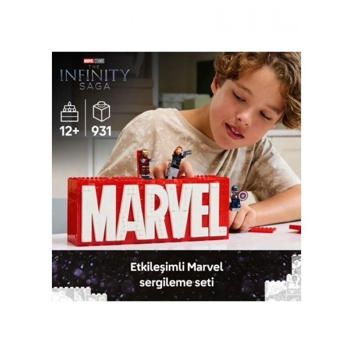 LEGO ® ǀ Marvel MARVEL Logosu ve Minifigürleri 76313 - 12 Yaş & Üzeri Çocuklar için Yaratıcı Oyuncak Yapım Seti (931 Parça)