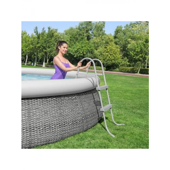 84 cm Yükseklikte Havuz Merdiveni